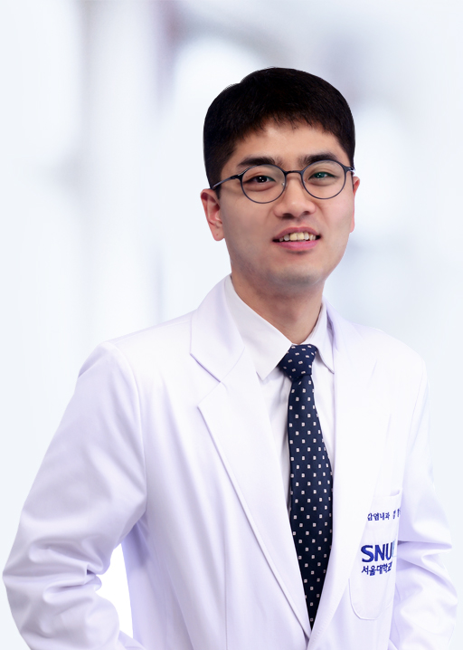 서울대학교병원 감염내과 강창경 교수