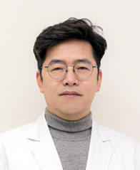이화여자대학교 의과대학부속 서울병원 방사선종양학과 이응만 교수