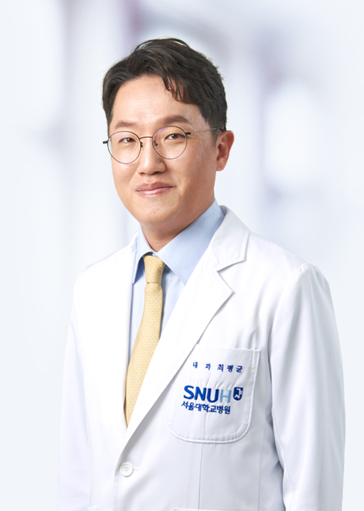 서울대학교병원 감염내과 최평균 교수
