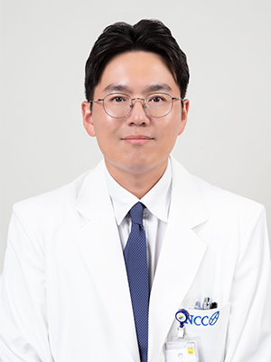 국립암센터 양성자치료센터 이성욱 교수