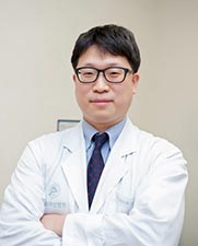 서울아산병원 대장항문외과 , 암병원 , 로봇수술센터 , 소화기내시경센터 , 대장암센터 , 식도암센터 , 육종ㆍ희귀암센터 김찬욱