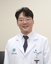 서울아산병원 간담도췌외과 , 로봇수술센터 , 간암센터 , 담도 및 췌장암센터 , 대장암센터 , 암병원 홍광표 교수