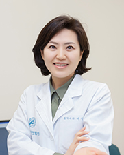 서울아산병원 혈액내과 , 암병원 , CAR T 센터 , 유전체맞춤암치료센터 , 혈액암 및 골수이식센터 이정희 교수