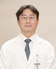 서울아산병원 산부인과 , 로봇수술센터 , 난소·자궁암센터 , 암병원 조현웅 교수